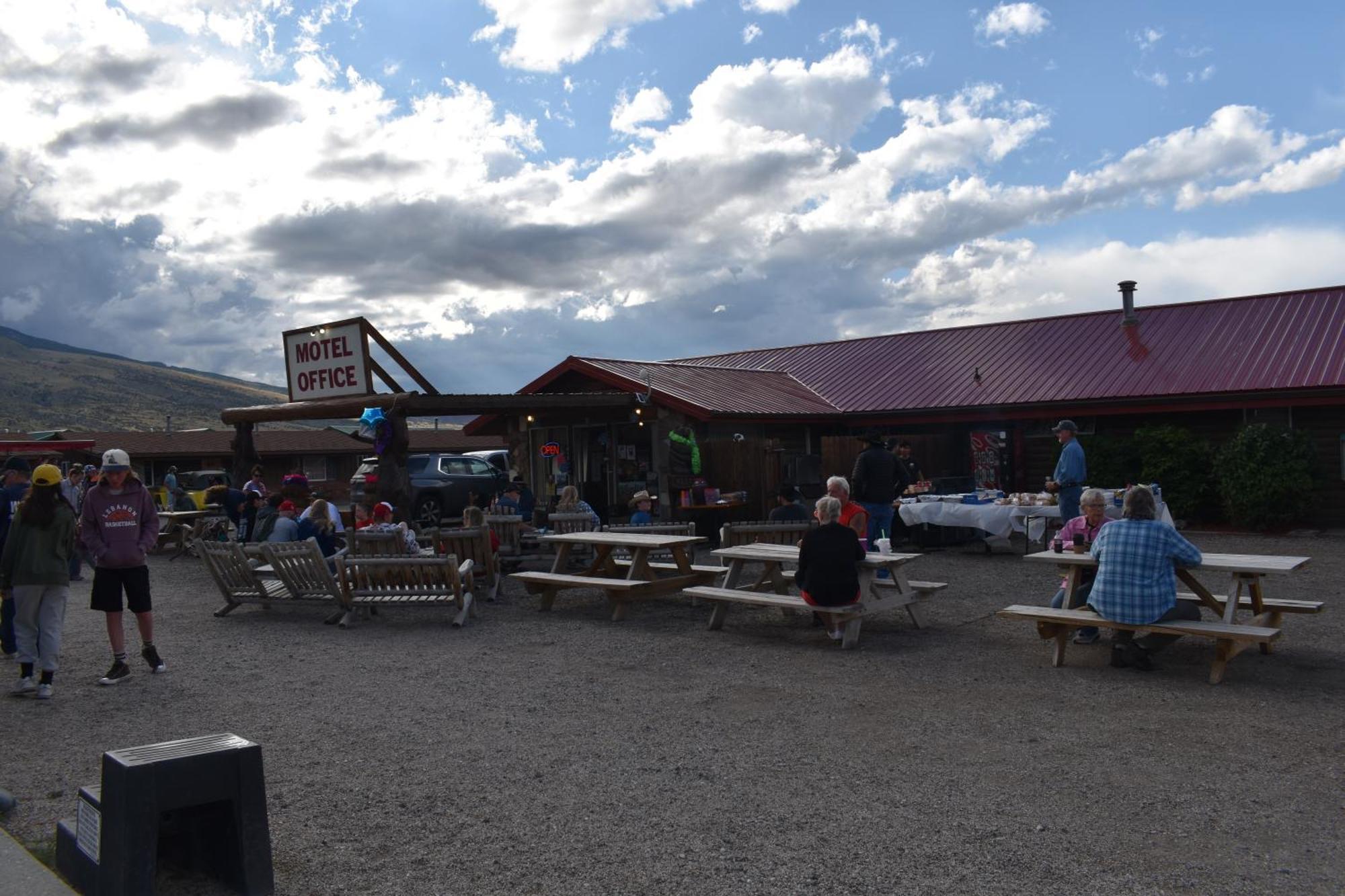 Big Bear Motel Cody Ngoại thất bức ảnh