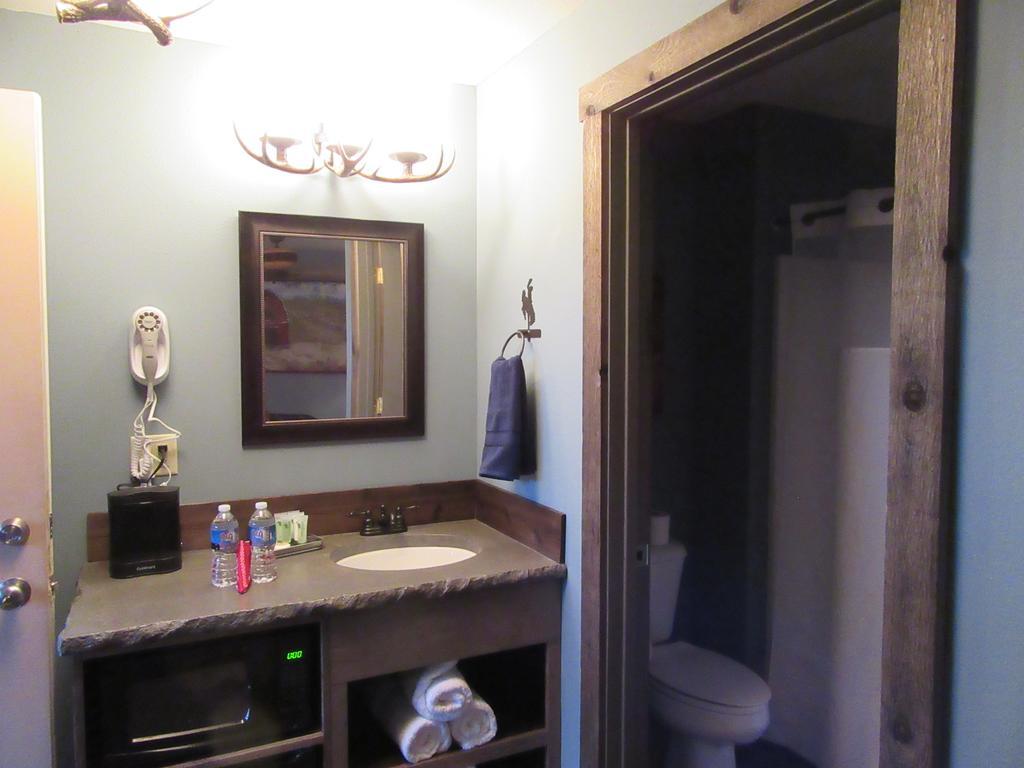 Big Bear Motel Cody Ngoại thất bức ảnh