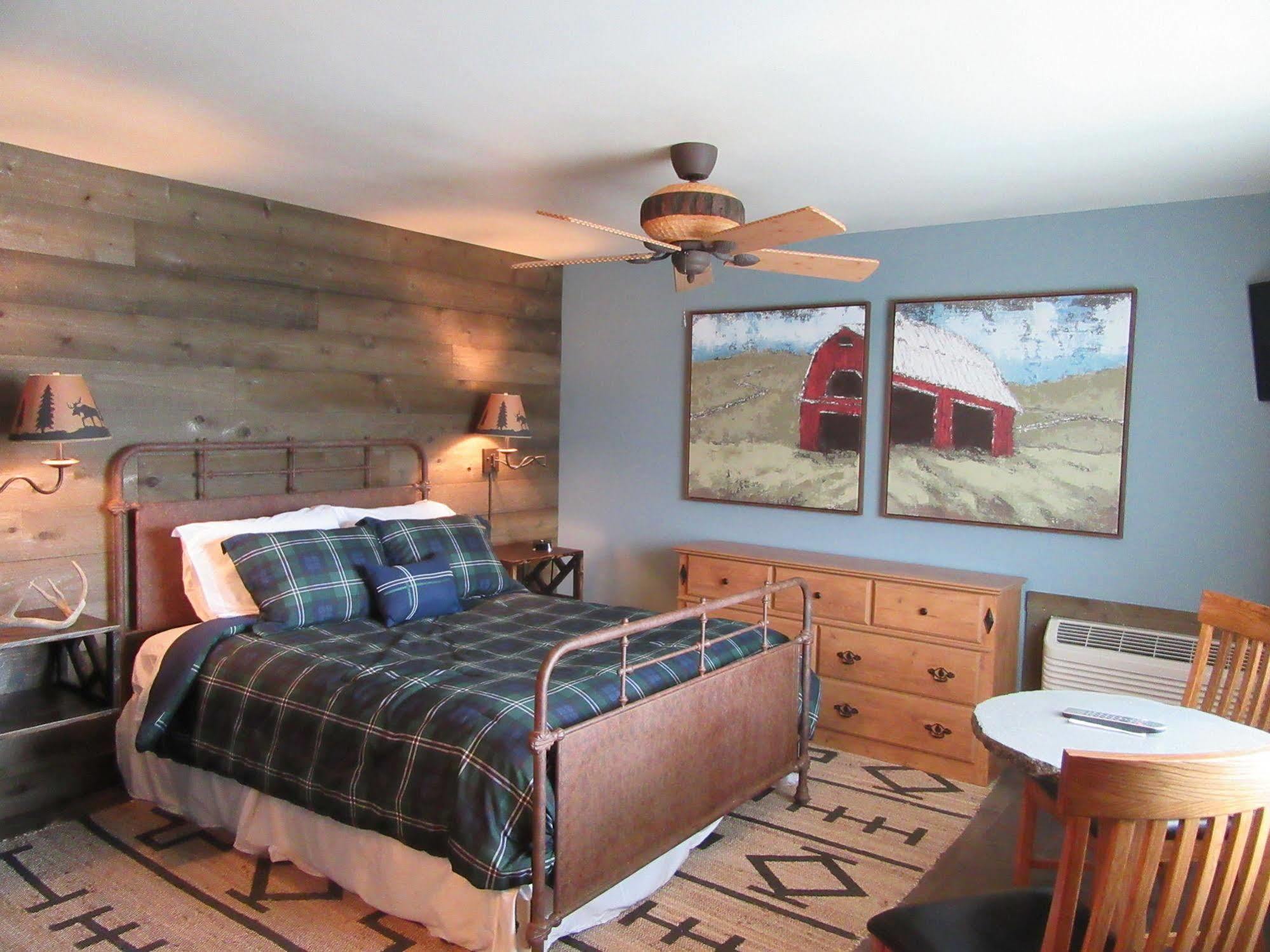 Big Bear Motel Cody Ngoại thất bức ảnh