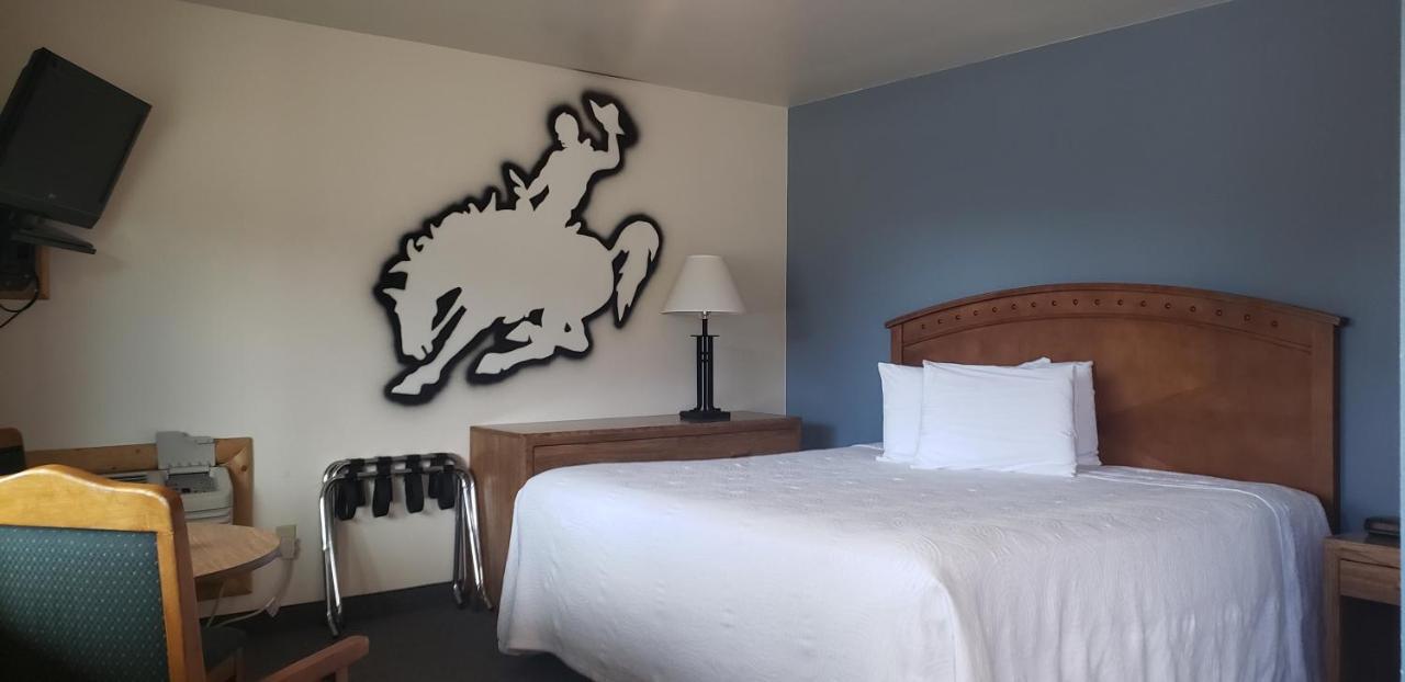 Big Bear Motel Cody Ngoại thất bức ảnh